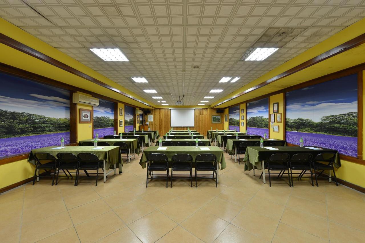 פולי Tai-Yi Red Maple Resort מראה חיצוני תמונה